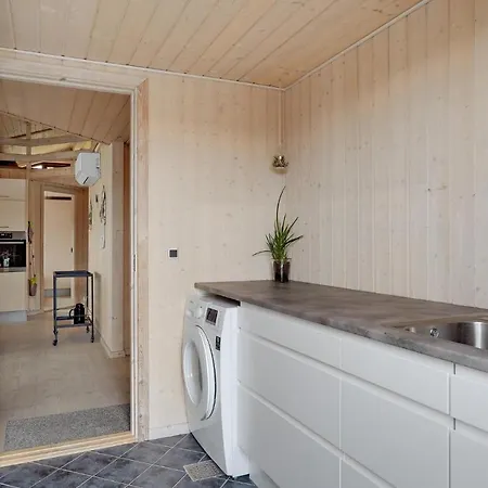 Nice In With Sauna 펜션 Hemmet